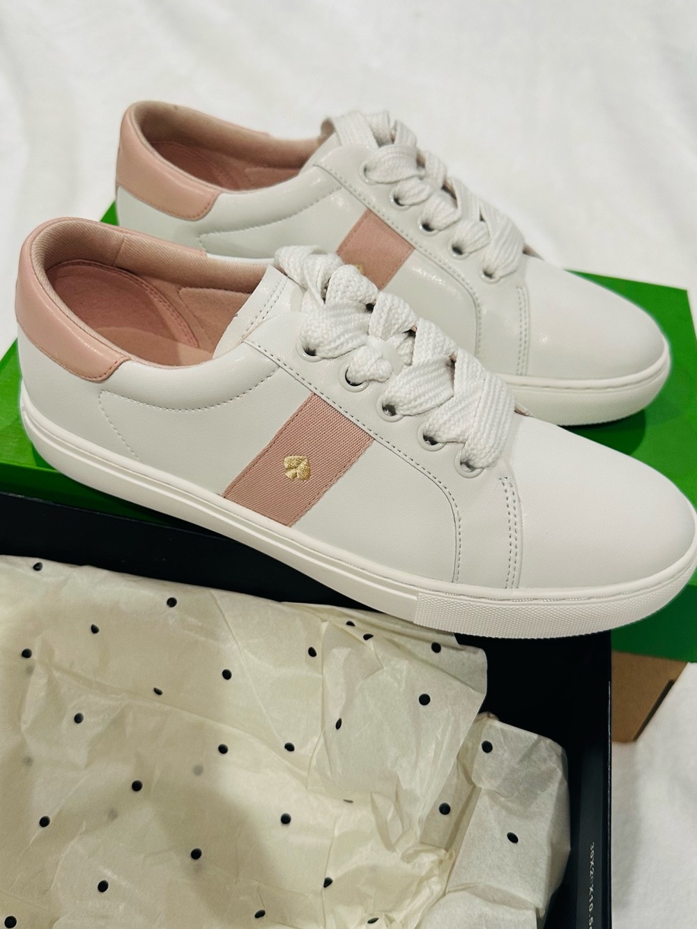 NWT Kate Spade ♠️ White and Blush Low-Top Leather Sneakers